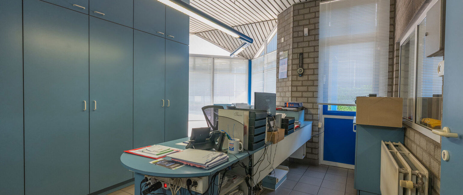 Gebouw voor gemengd gebruik te koop in Kinrooi