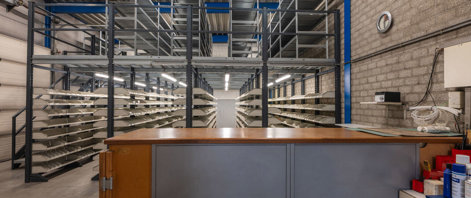 Gebouw voor gemengd gebruik te koop in Kinrooi