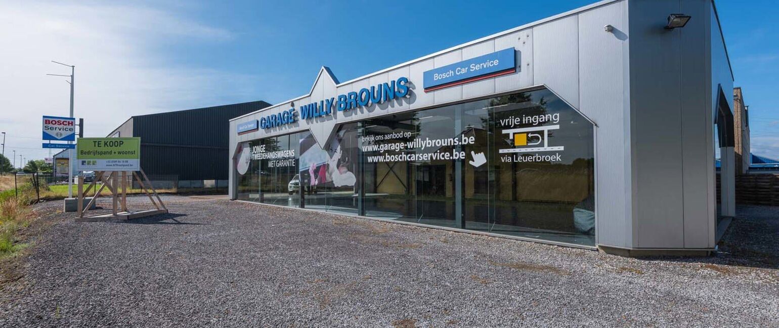 Gebouw voor gemengd gebruik te koop in Kinrooi