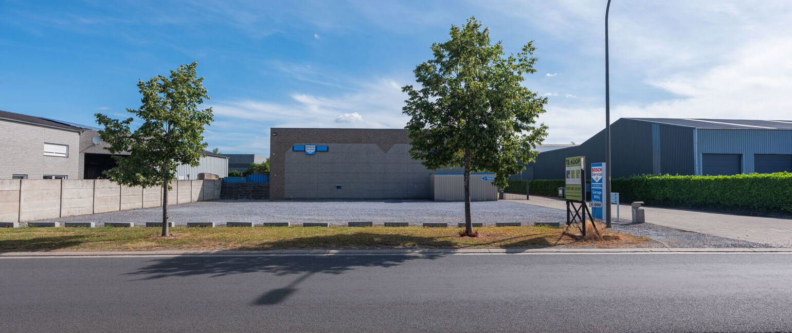 Gebouw voor gemengd gebruik te koop in Kinrooi