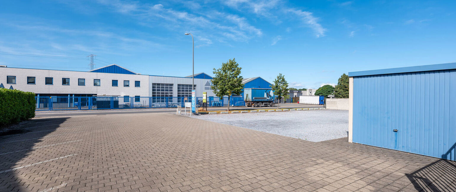 Gebouw voor gemengd gebruik te koop in Kinrooi