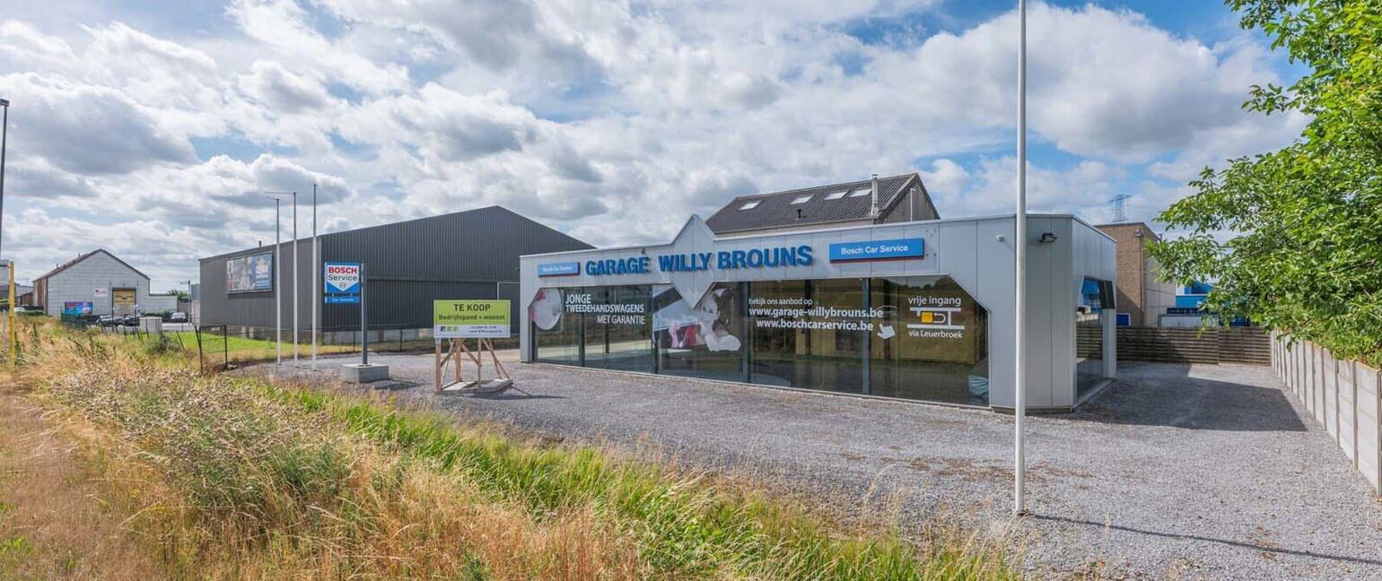 Gebouw voor gemengd gebruik te koop in Kinrooi