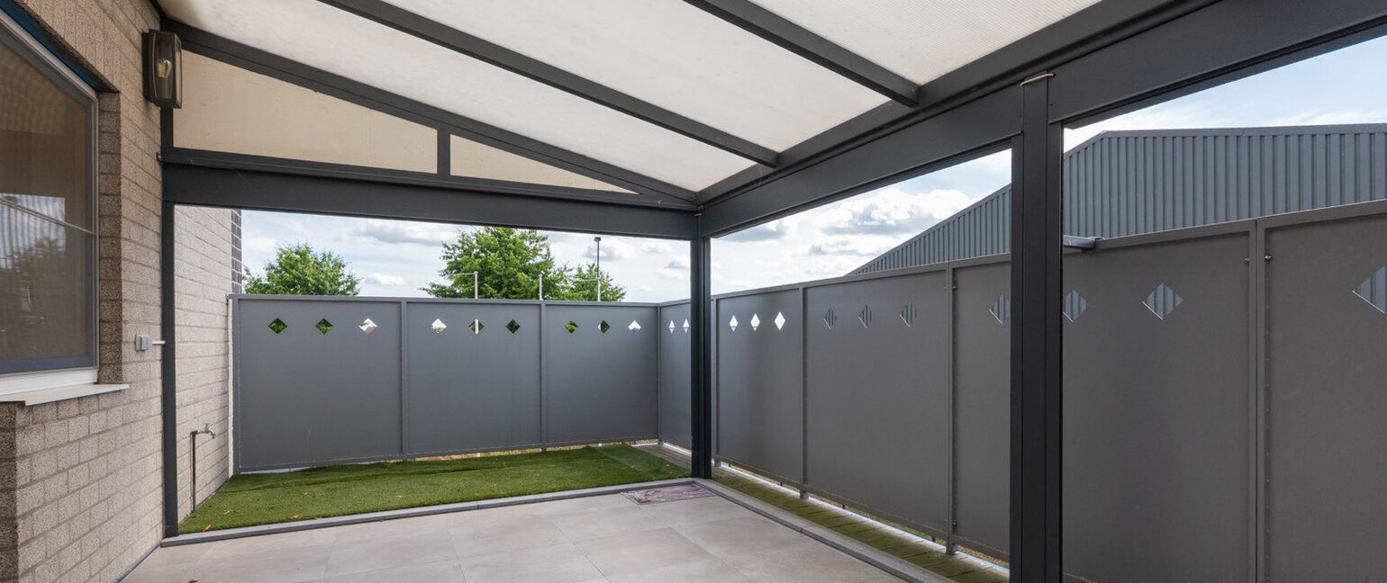 Gebouw voor gemengd gebruik te koop in Kinrooi