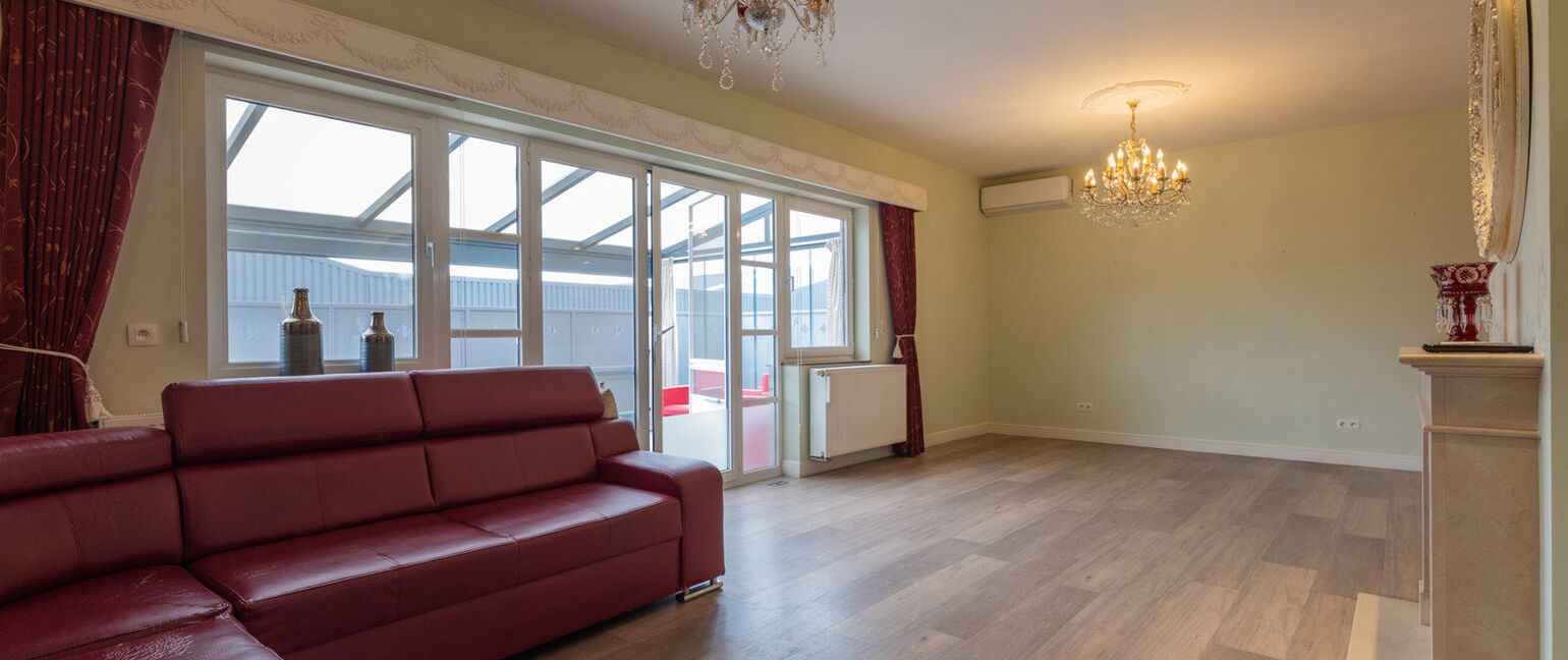 Gebouw voor gemengd gebruik te koop in Kinrooi