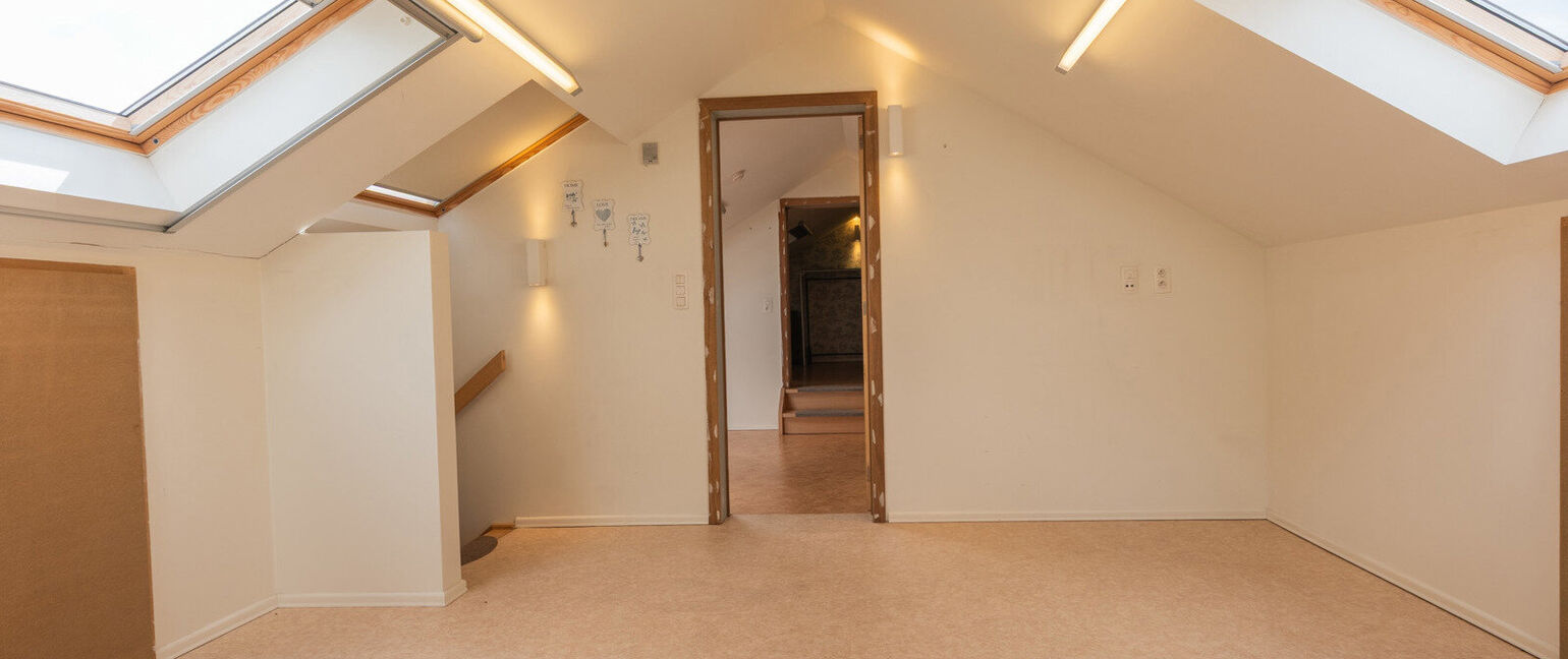 Gebouw voor gemengd gebruik te koop in Kinrooi