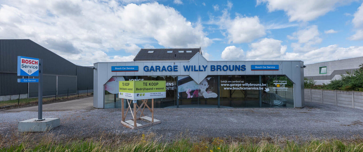Gebouw voor gemengd gebruik te koop in Kinrooi