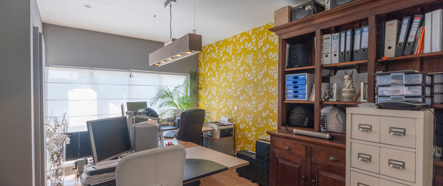 Gebouw voor gemengd gebruik te koop in Lanaken