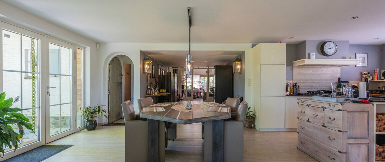 Gebouw voor gemengd gebruik te koop in Lanaken