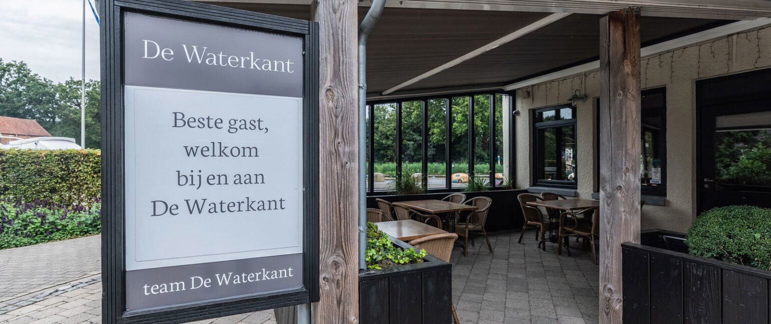 Gebouw voor gemengd gebruik te koop in Lommel