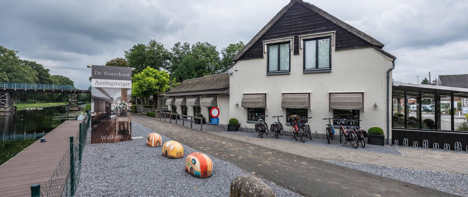 Gebouw voor gemengd gebruik te koop in Lommel