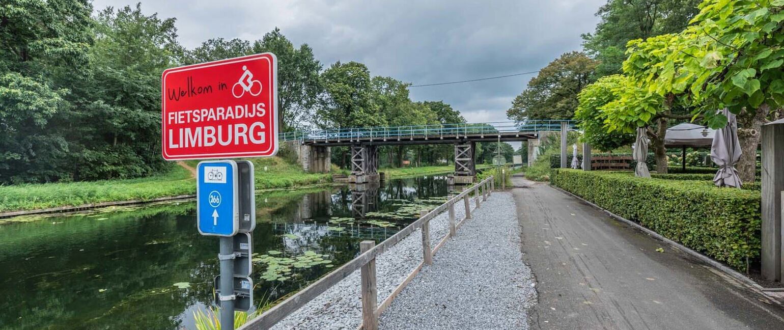 Gebouw voor gemengd gebruik te koop in Lommel