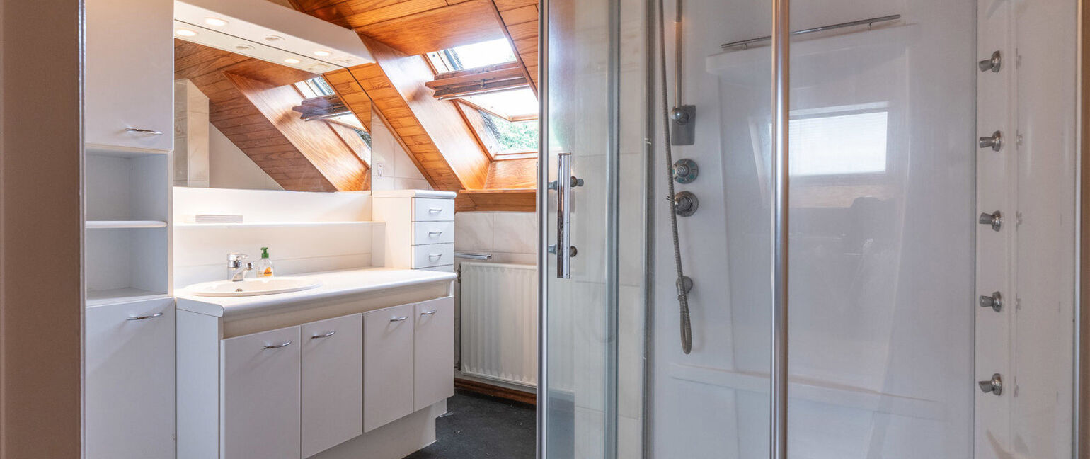 Gebouw voor gemengd gebruik te koop in Lommel