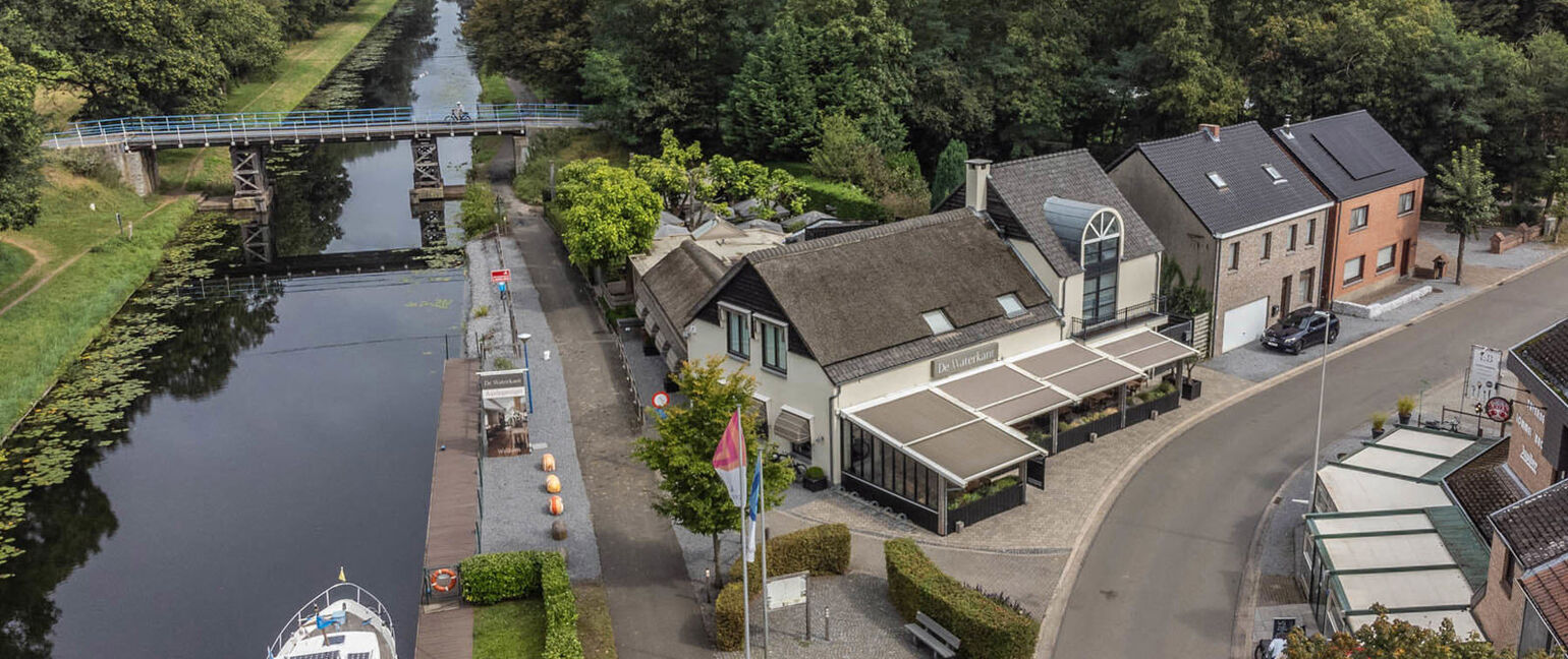 Gebouw voor gemengd gebruik te koop in Lommel