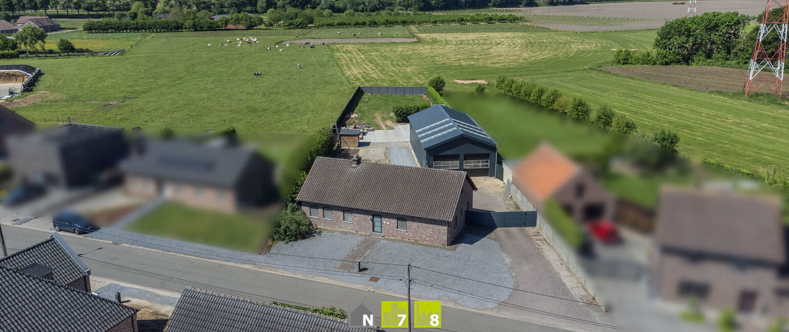 Gebouw voor gemengd gebruik te koop in Maaseik