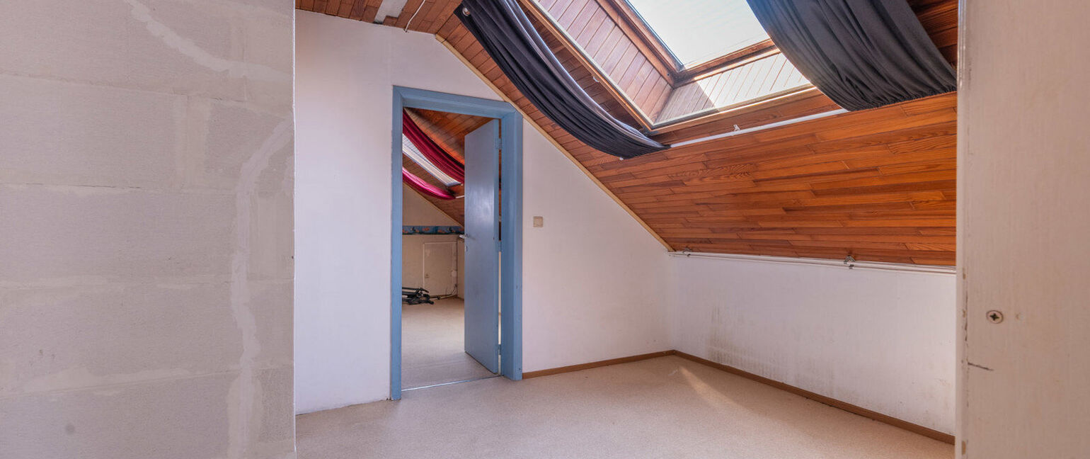 Gebouw voor gemengd gebruik te koop in Maaseik
