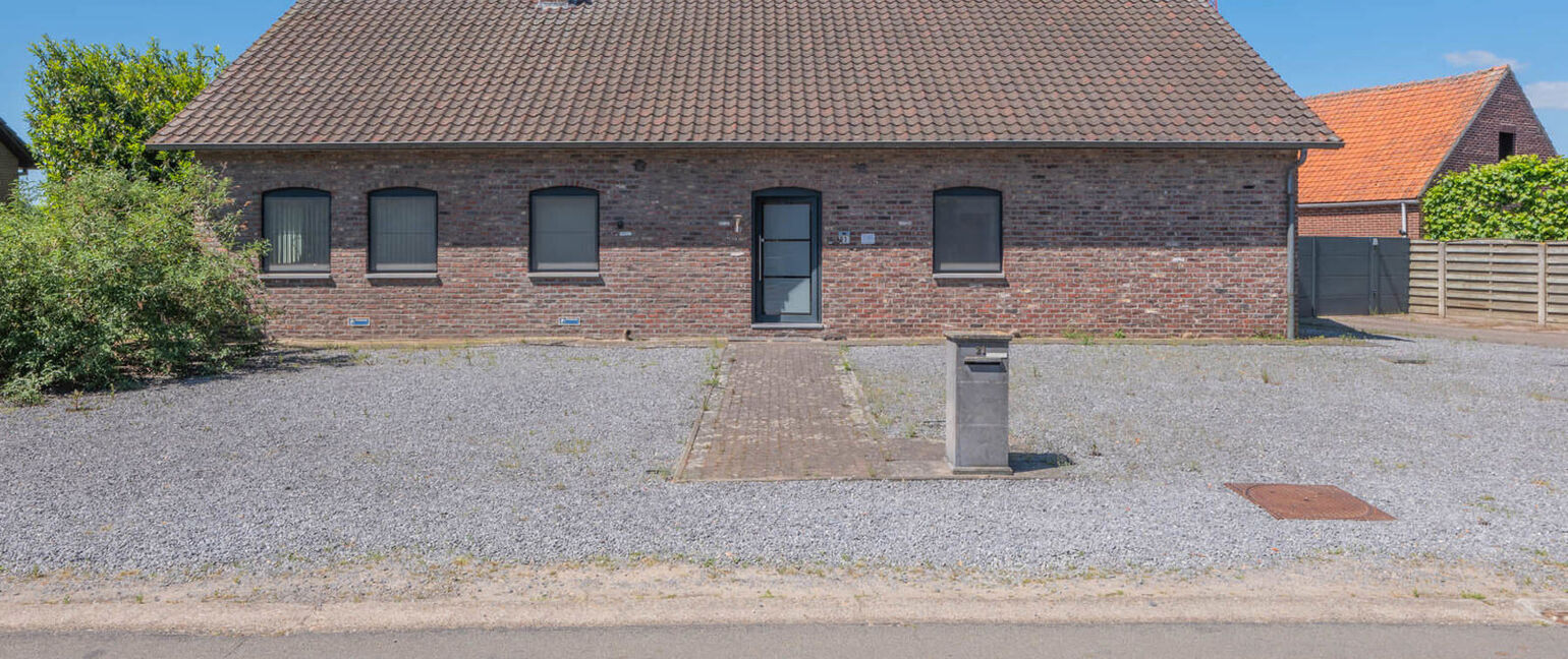Gebouw voor gemengd gebruik te koop in Maaseik