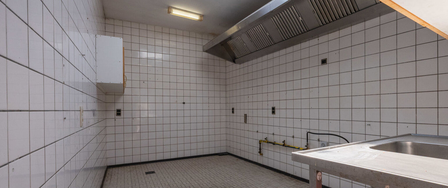 Gebouw voor gemengd gebruik te koop in Maaseik