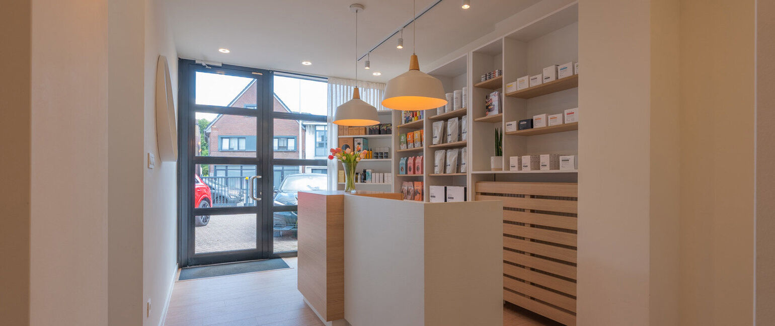 Gebouw voor gemengd gebruik te koop in Maaseik