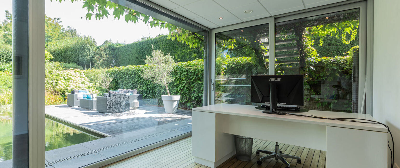 Gebouw voor gemengd gebruik te koop in Maaseik