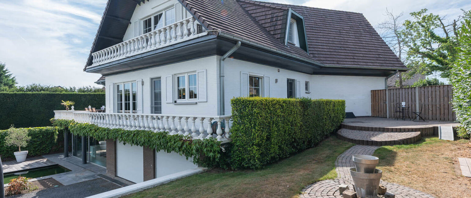 Gebouw voor gemengd gebruik te koop in Maaseik