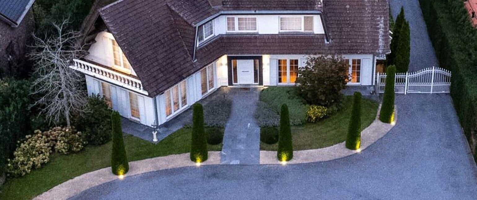 Gebouw voor gemengd gebruik te koop in Maaseik