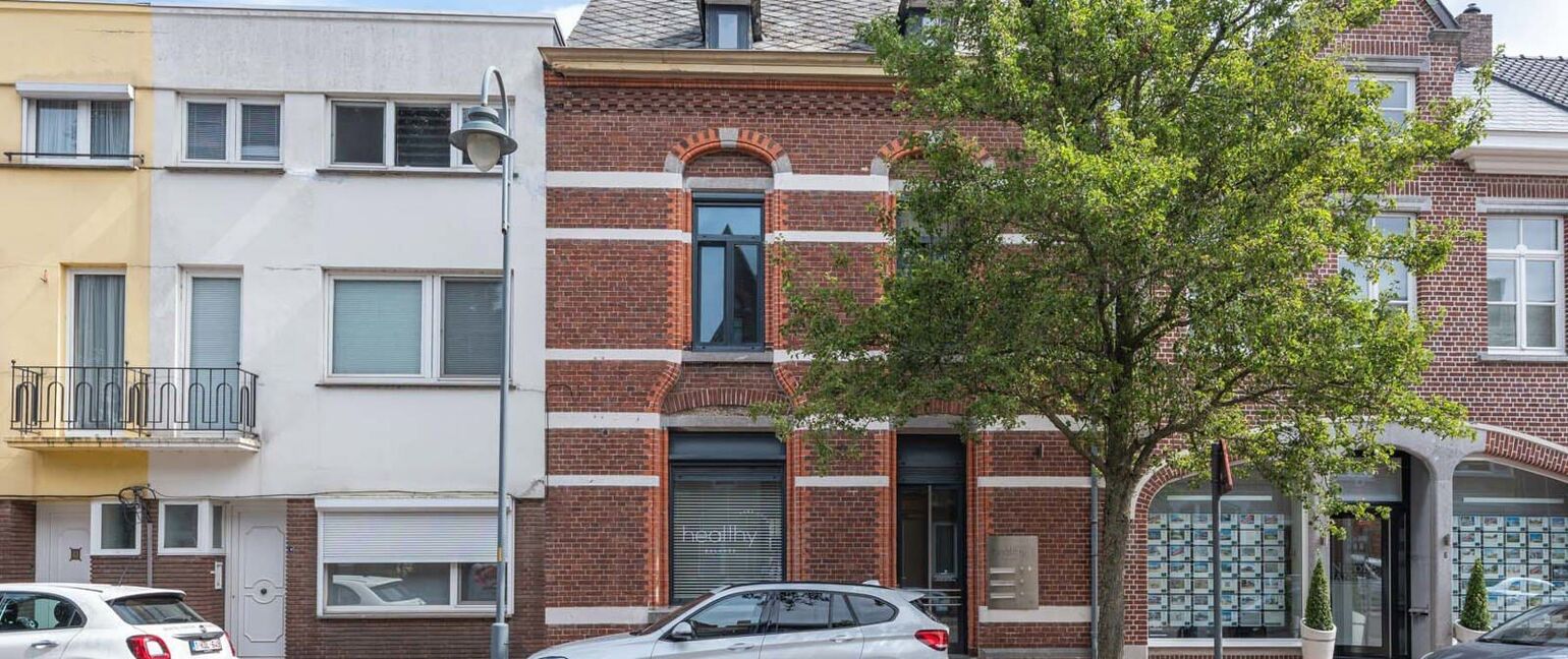 Gebouw voor gemengd gebruik te koop in Maaseik