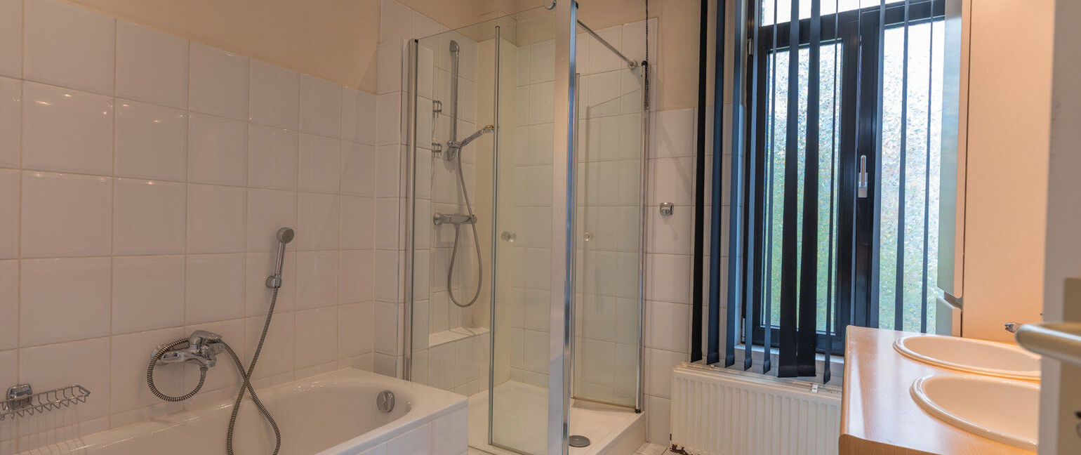 Gebouw voor gemengd gebruik te koop in Maaseik