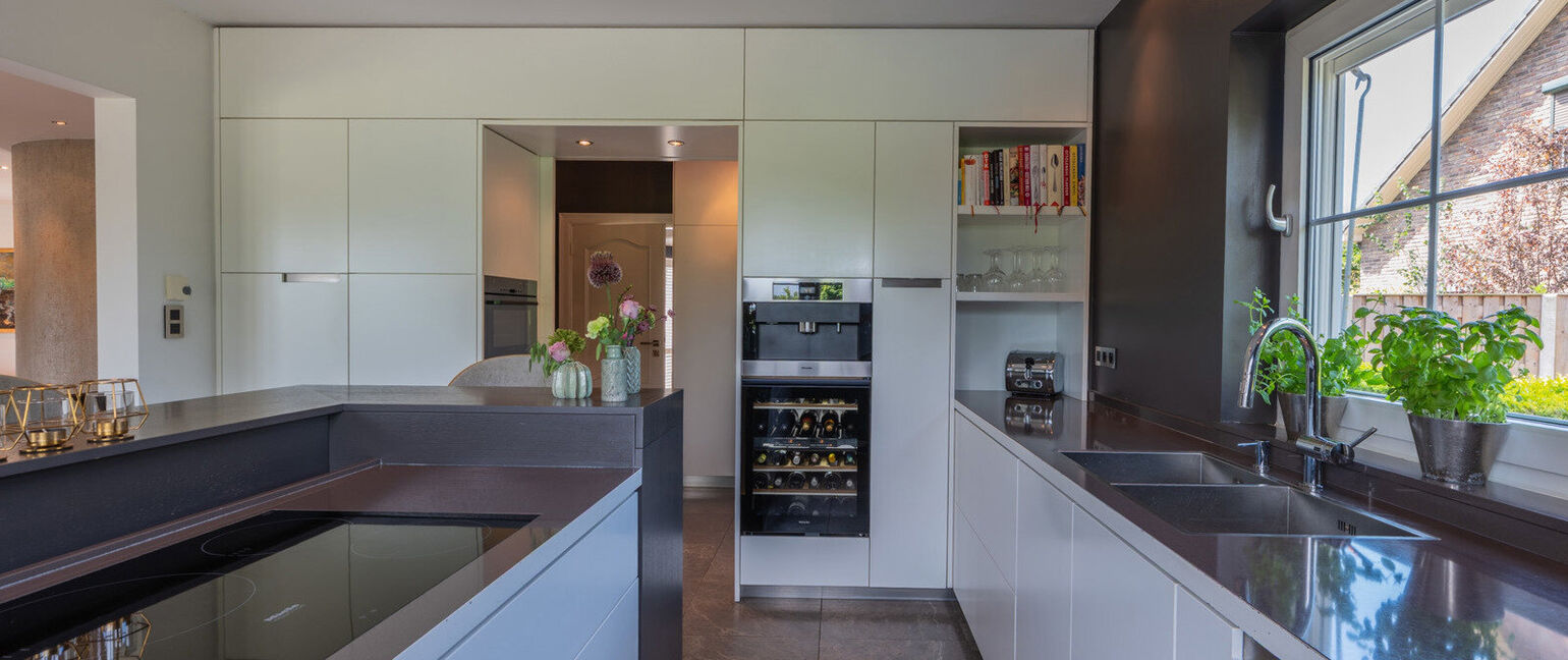 Gebouw voor gemengd gebruik te koop in Maaseik