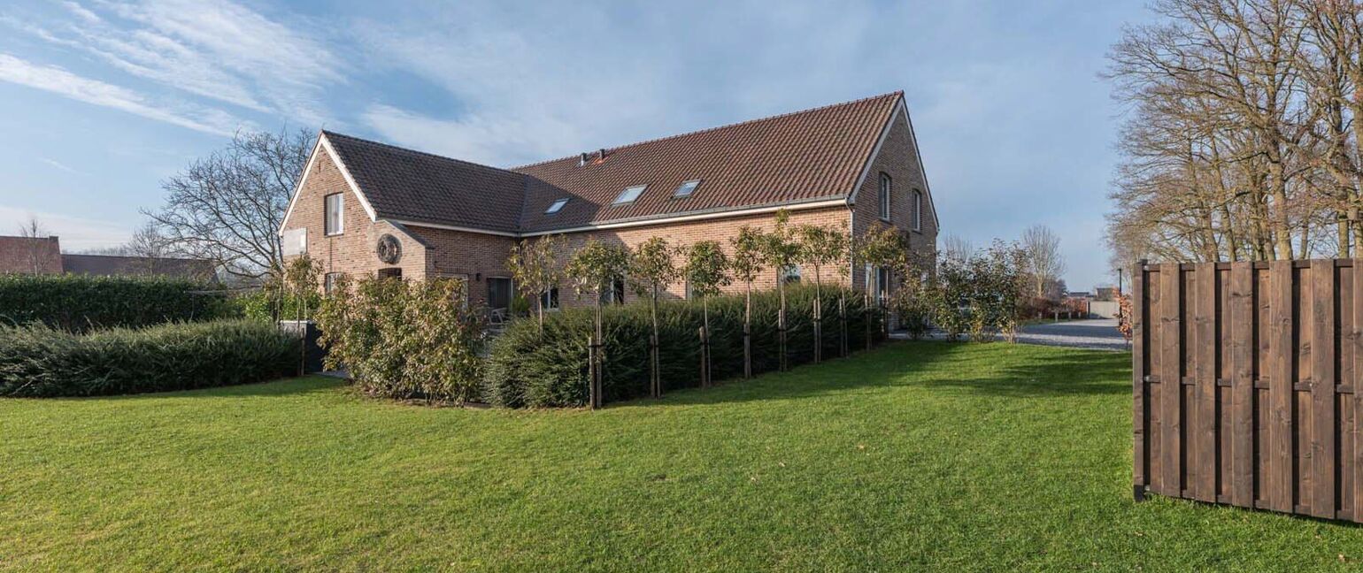 Gebouw voor gemengd gebruik te koop in Maaseik