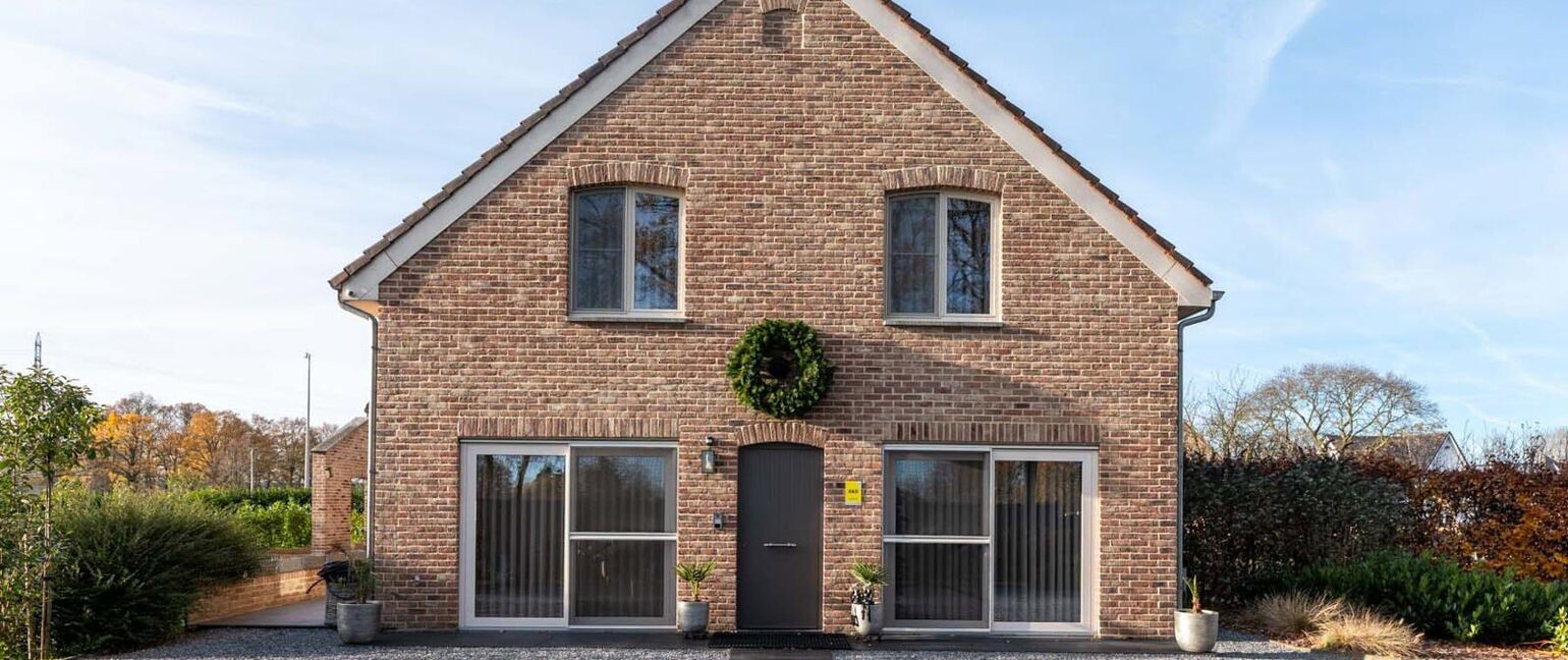 Gebouw voor gemengd gebruik te koop in Maaseik