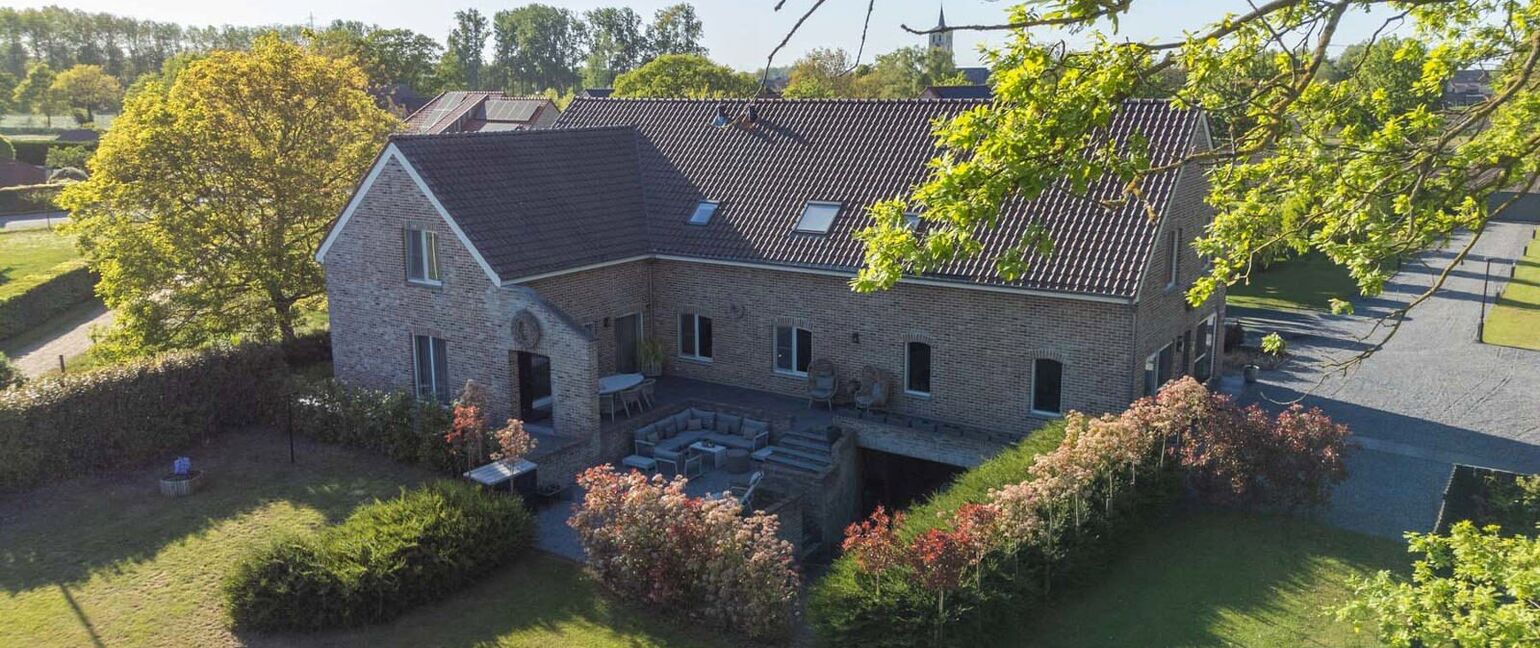 Gebouw voor gemengd gebruik te koop in Maaseik
