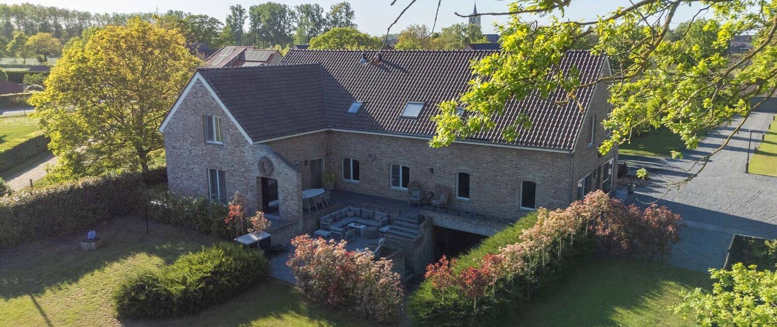 Gebouw voor gemengd gebruik te koop in Maaseik