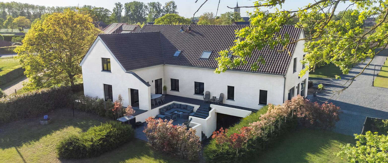 Gebouw voor gemengd gebruik te koop in Maaseik