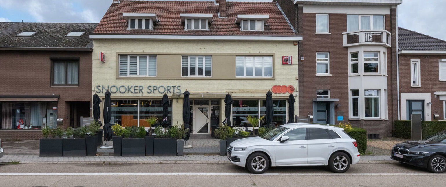 Gebouw voor gemengd gebruik te koop in Maasmechelen