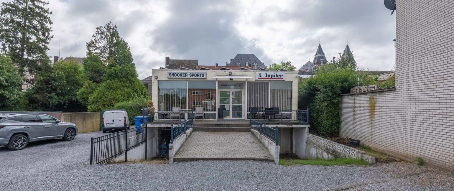 Gebouw voor gemengd gebruik te koop in Maasmechelen