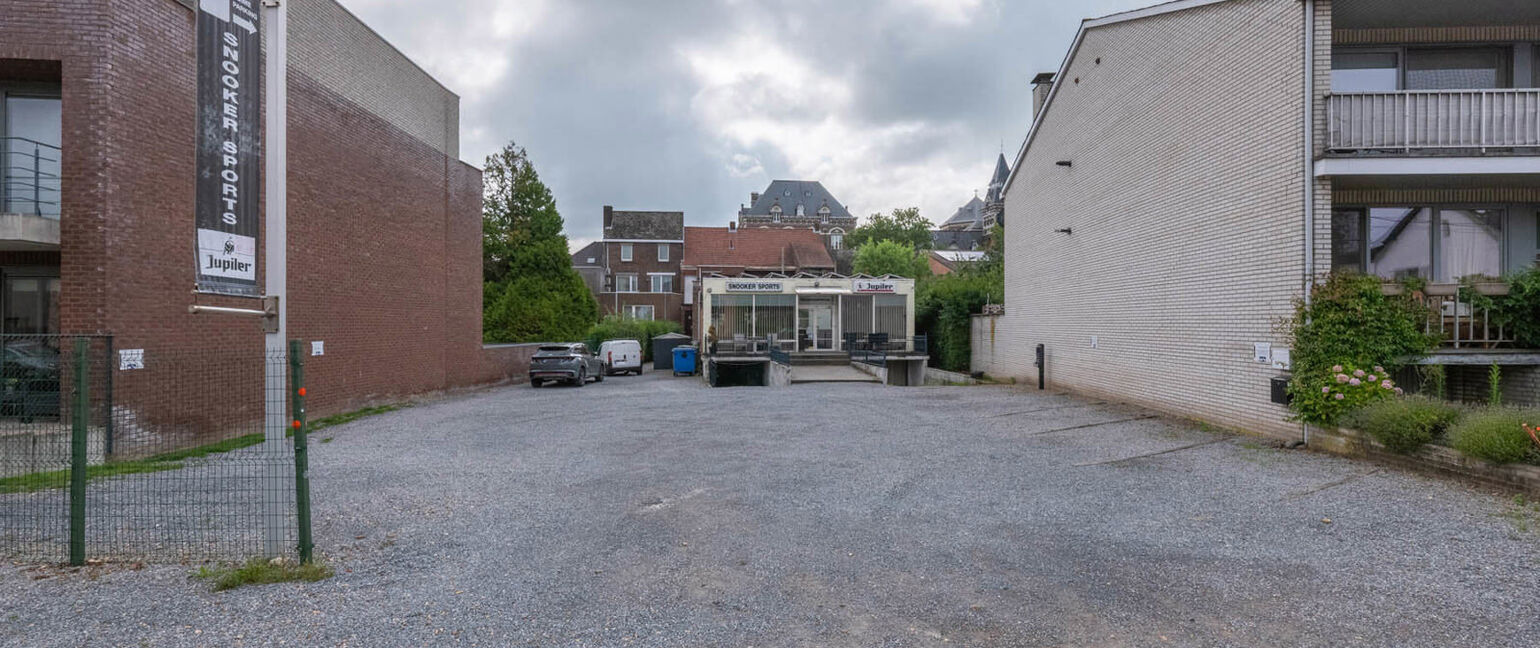 Gebouw voor gemengd gebruik te koop in Maasmechelen