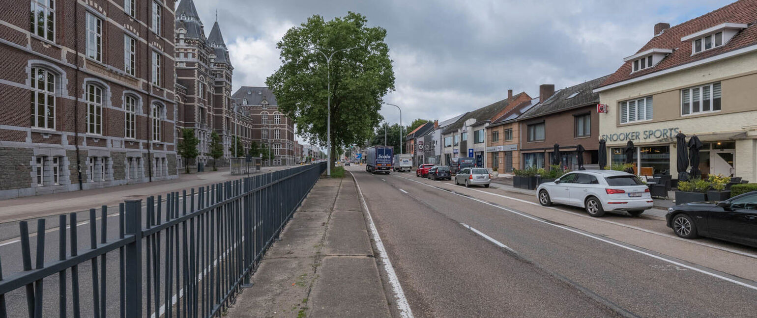 Gebouw voor gemengd gebruik te koop in Maasmechelen