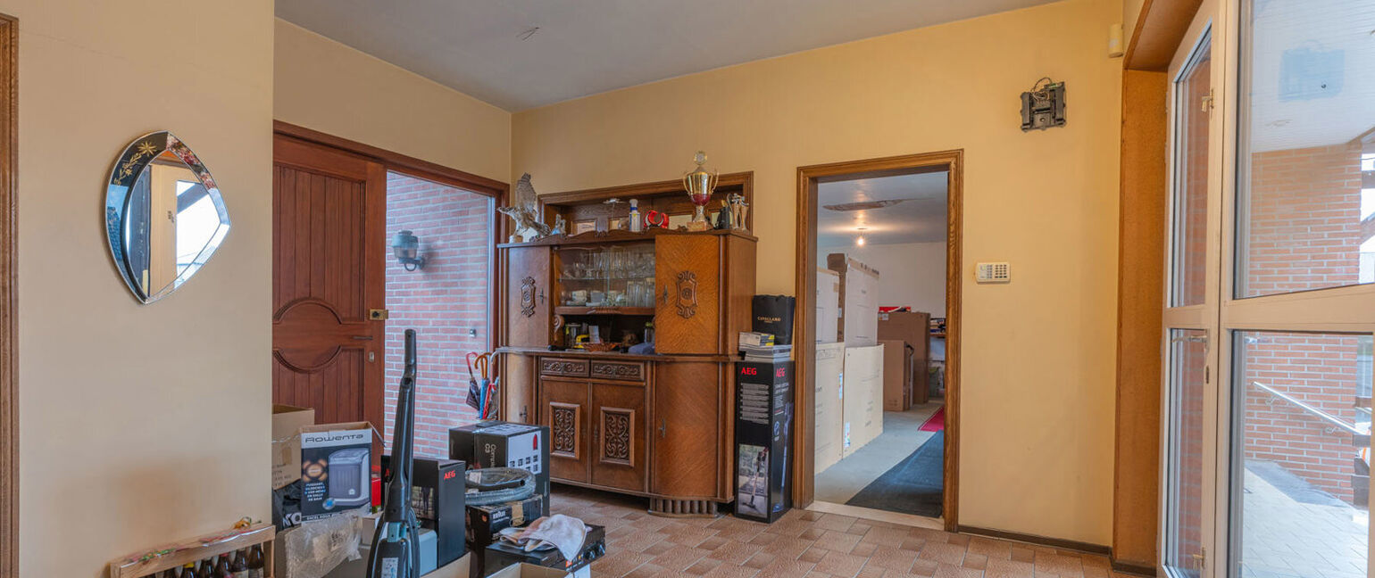 Gebouw voor gemengd gebruik te koop in Meeuwen-Gruitrode