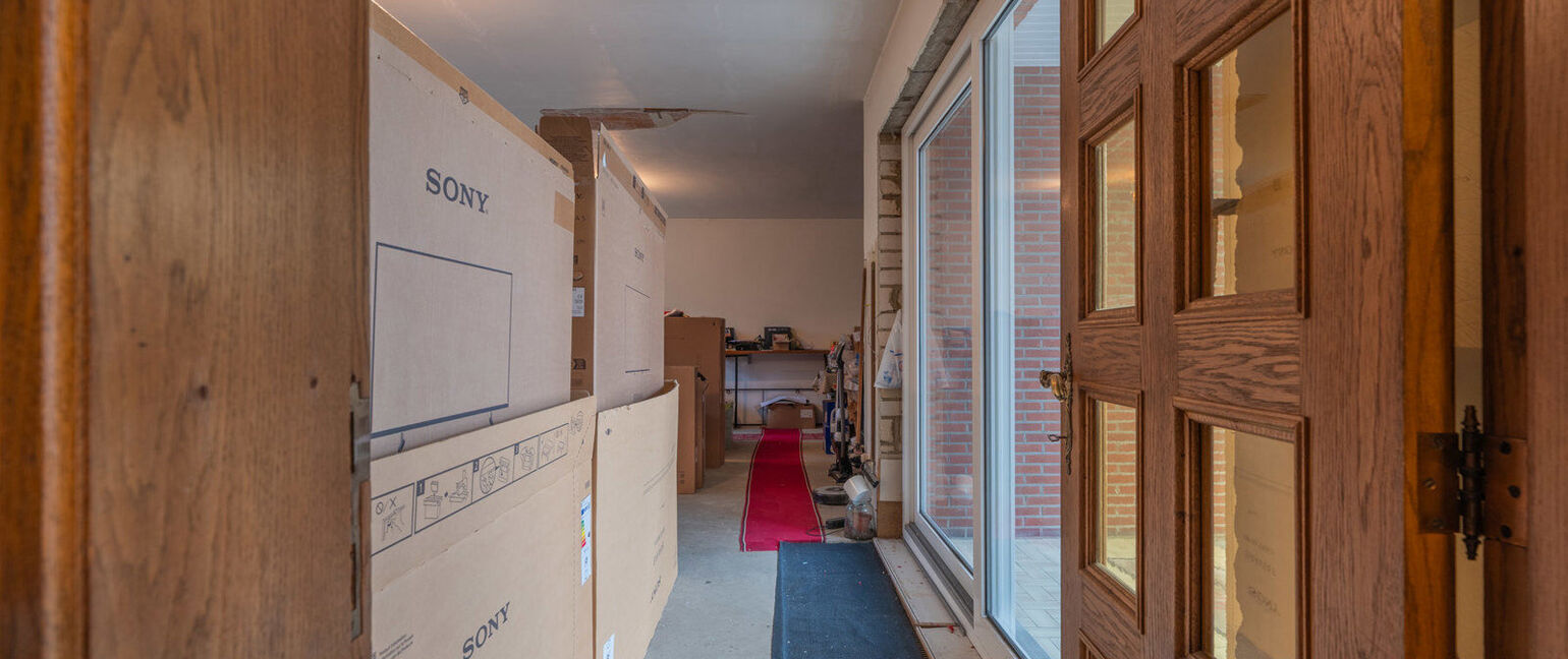 Gebouw voor gemengd gebruik te koop in Oudsbergen