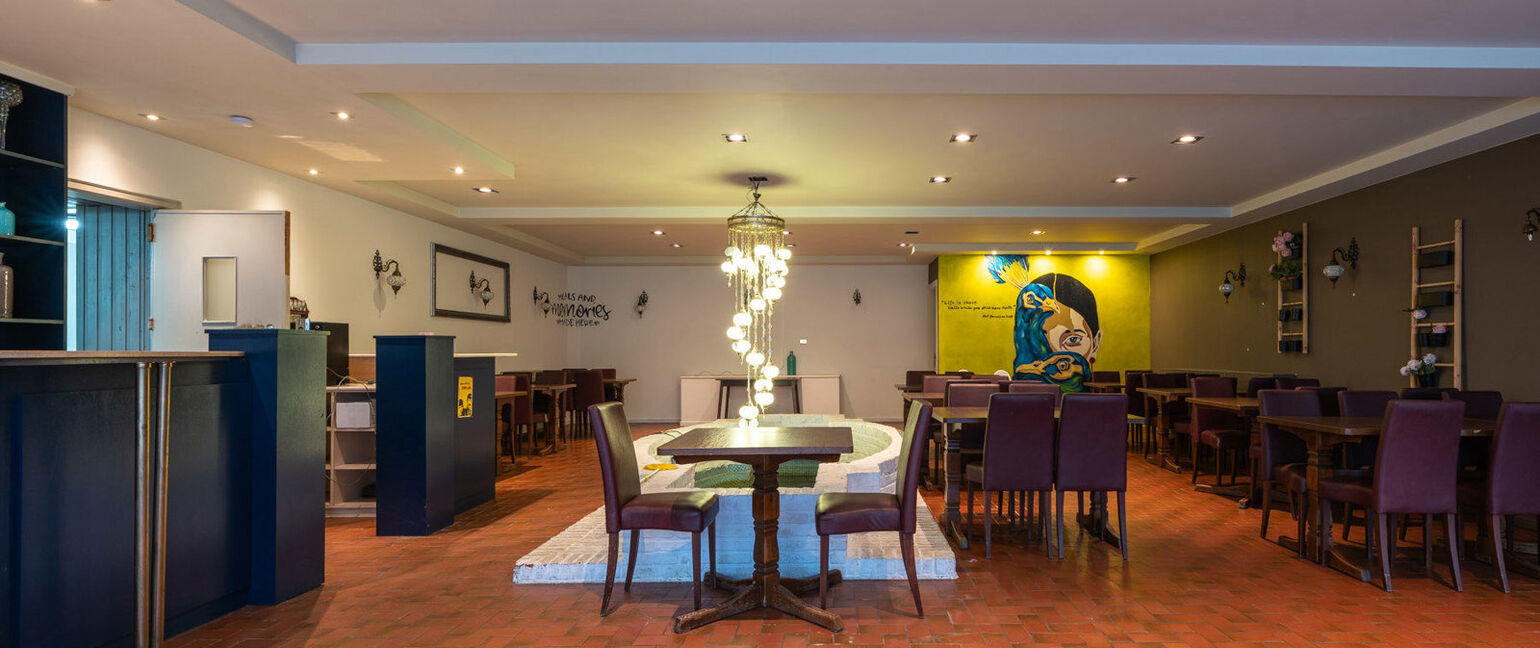 Gebouw voor gemengd gebruik te koop in Oudsbergen