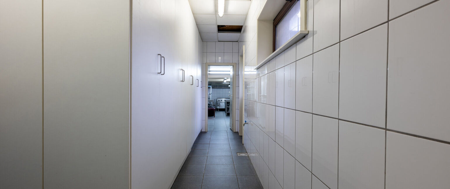 Gebouw voor gemengd gebruik te koop in Oudsbergen