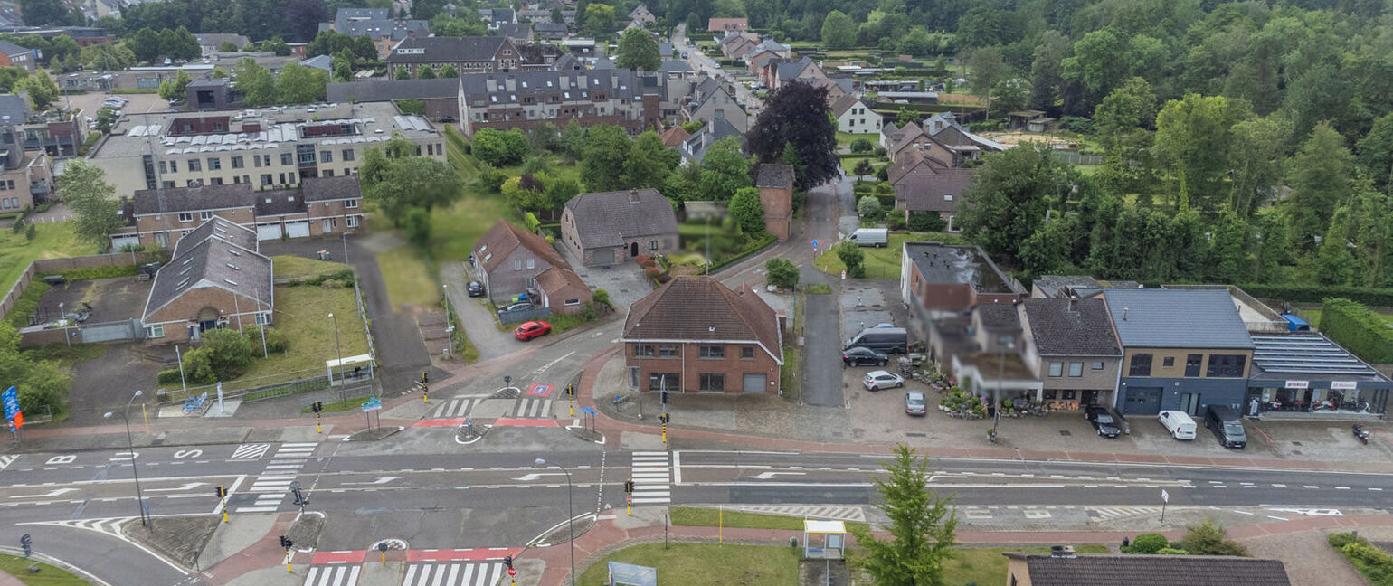 Gebouw voor gemengd gebruik te koop in Oudsbergen