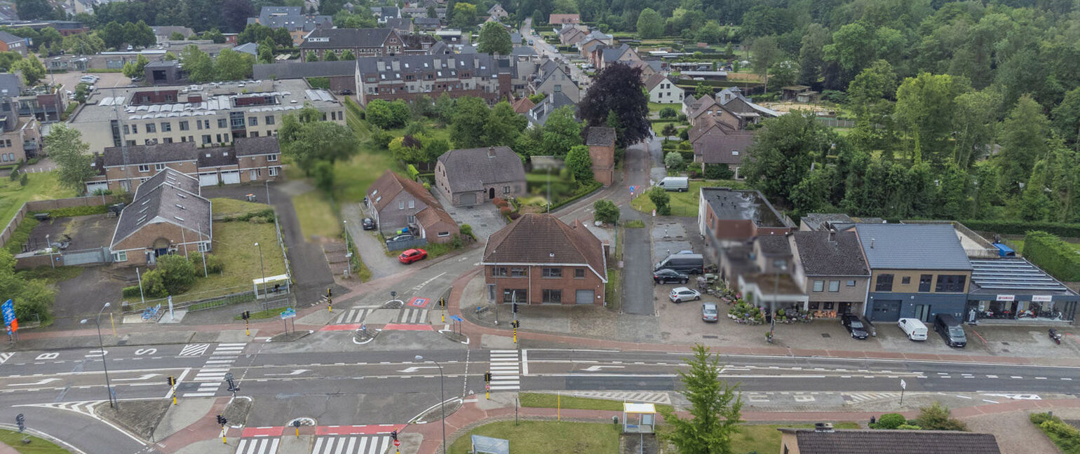 Gebouw voor gemengd gebruik te koop in Oudsbergen