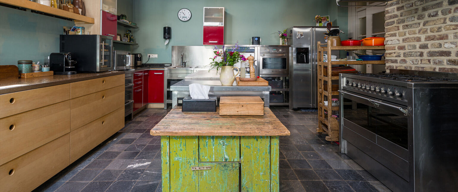 Gebouw voor gemengd gebruik te koop in Voeren