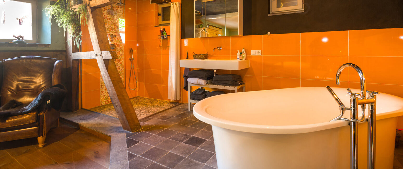 Gebouw voor gemengd gebruik te koop in Voeren