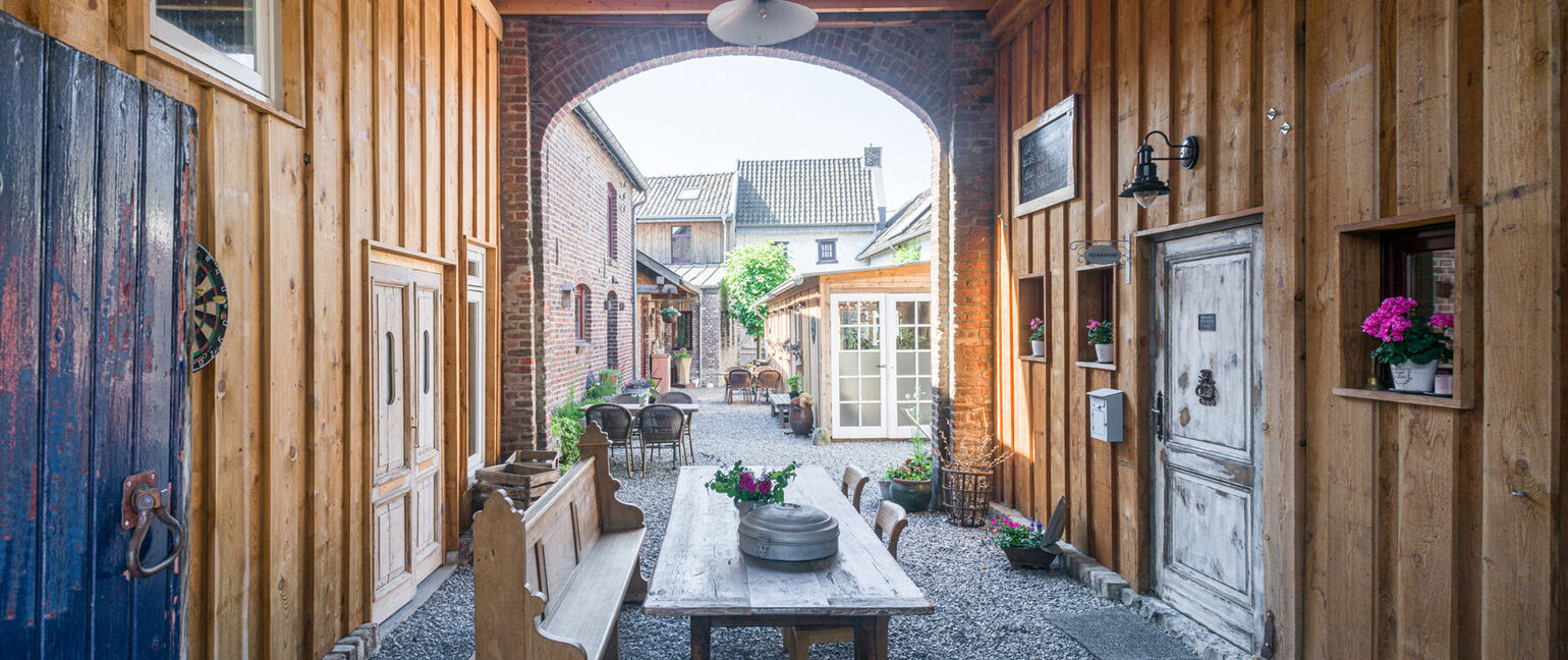 Gebouw voor gemengd gebruik te koop in Voeren