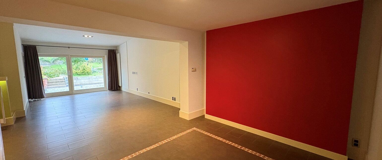 Gelijkvloerse verd. + tuin te koop in Heers