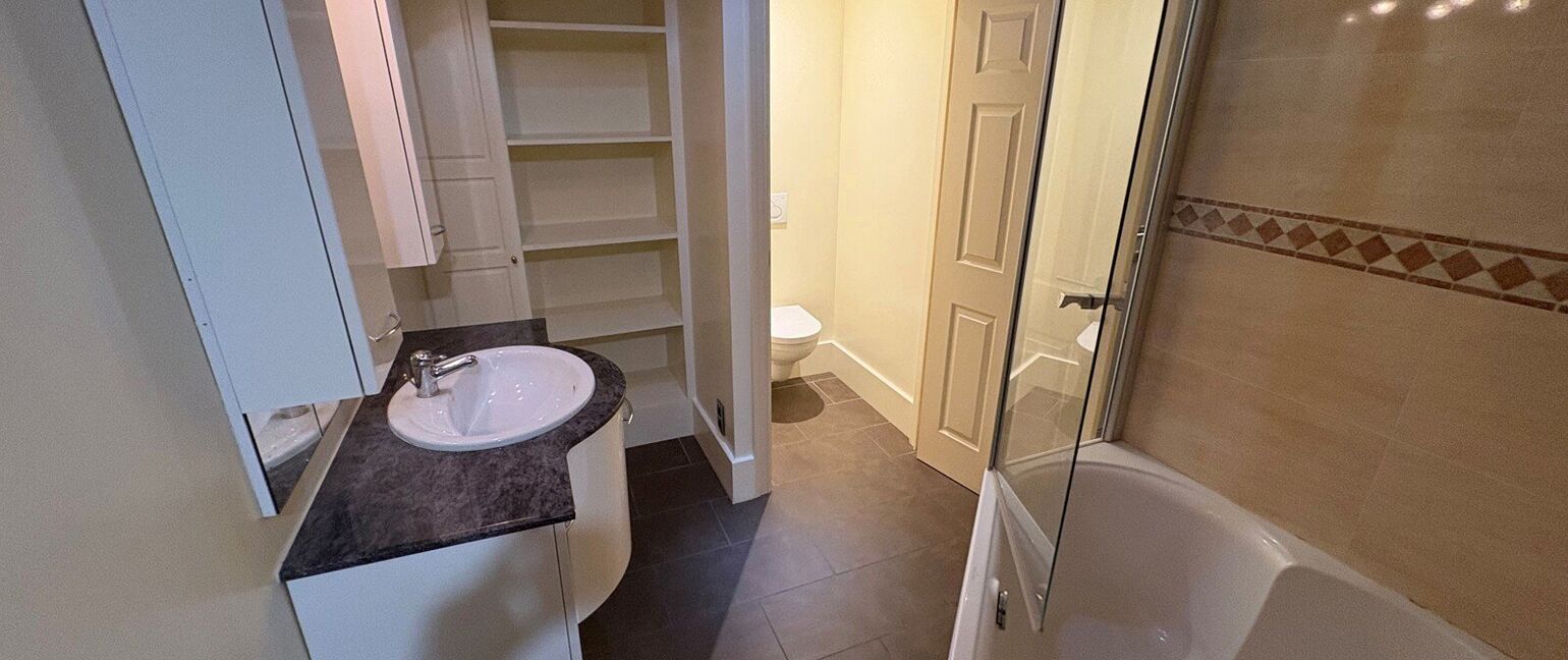 Gelijkvloerse verd. + tuin te koop in Heers