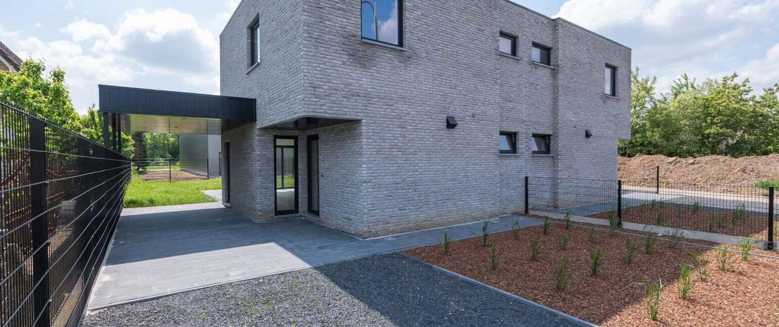 Huis te koop in Maasmechelen