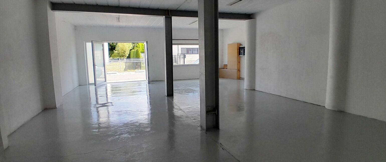 Individuele handelszaak te huur in Genk